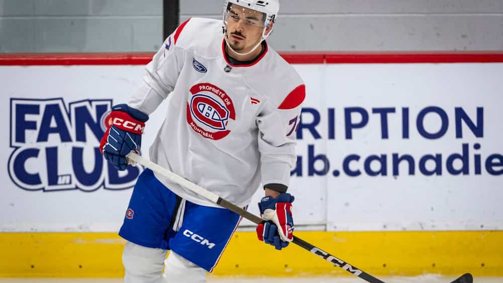 Arber Xhekaj a bûché cet été : plus mince, mais aussi pesant