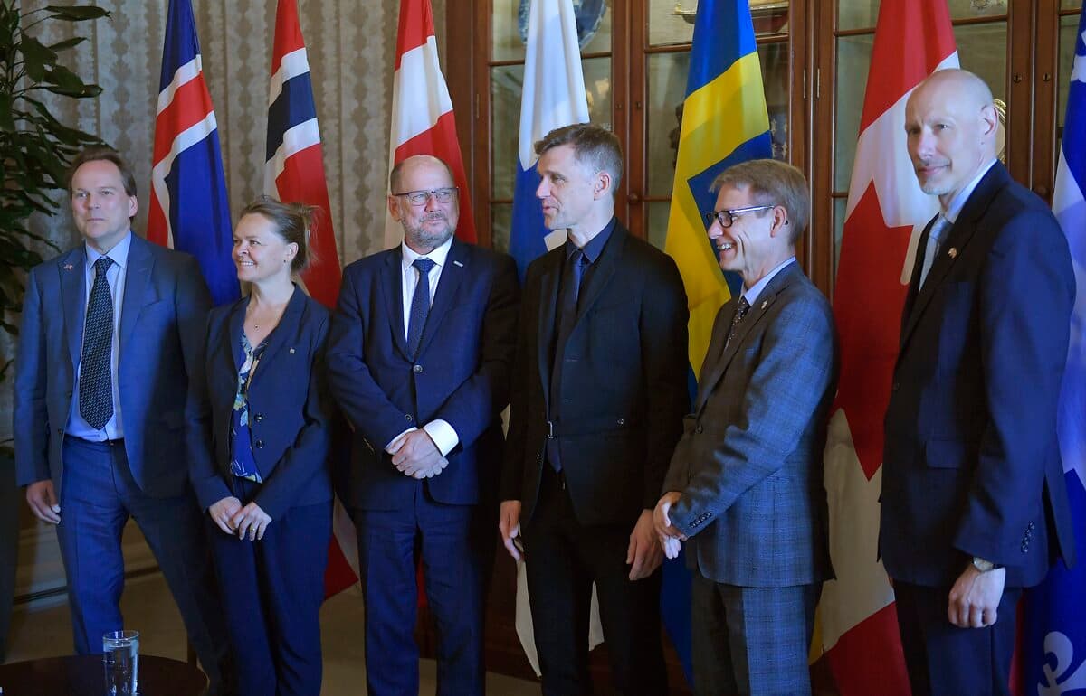 Bruno Marchand mottar fem ambassadører fra nordiske land