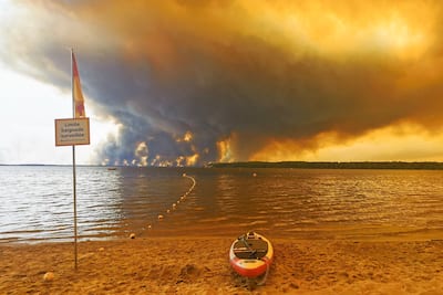 Tens of thousands of tourists and residents have been evacuated in Gironde, in southwest France, due to the raging fire. Moutchic beach in Lacanau was almost deserted on Friday.