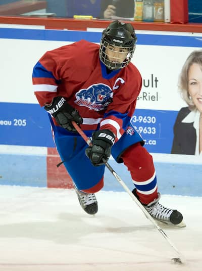 O pequeno Joe Veleno, durante uma partida dos Panthers em Lakeshore, em 30 de janeiro de 2013.