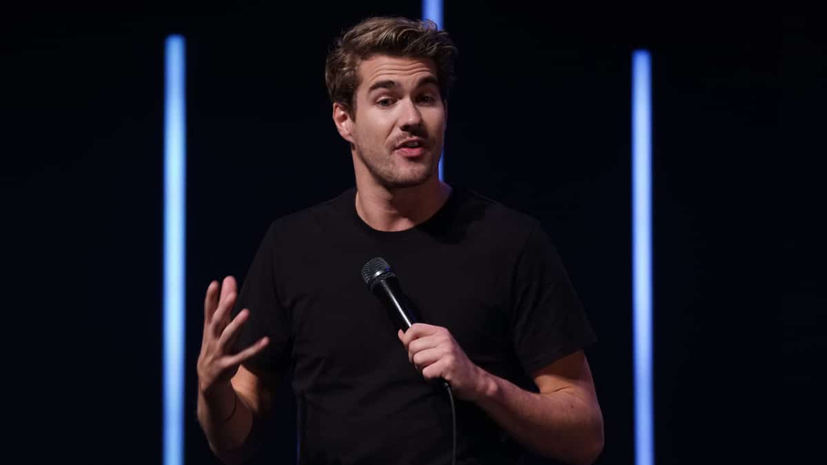 Julien Lacroix forcé d'annuler un événement en raison de menaces envers sa famille