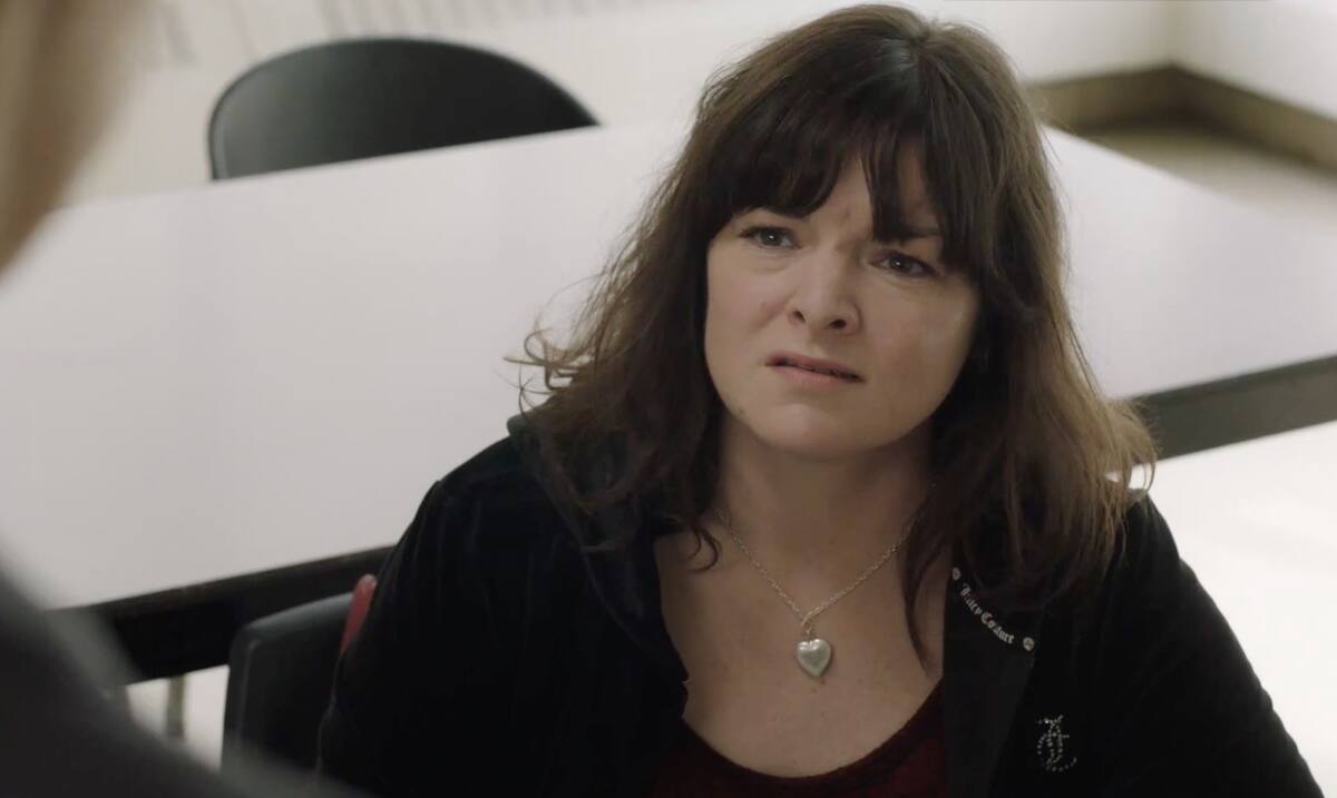 Club illico Joanie Guérin campe une mère explosive dans «Les révoltés