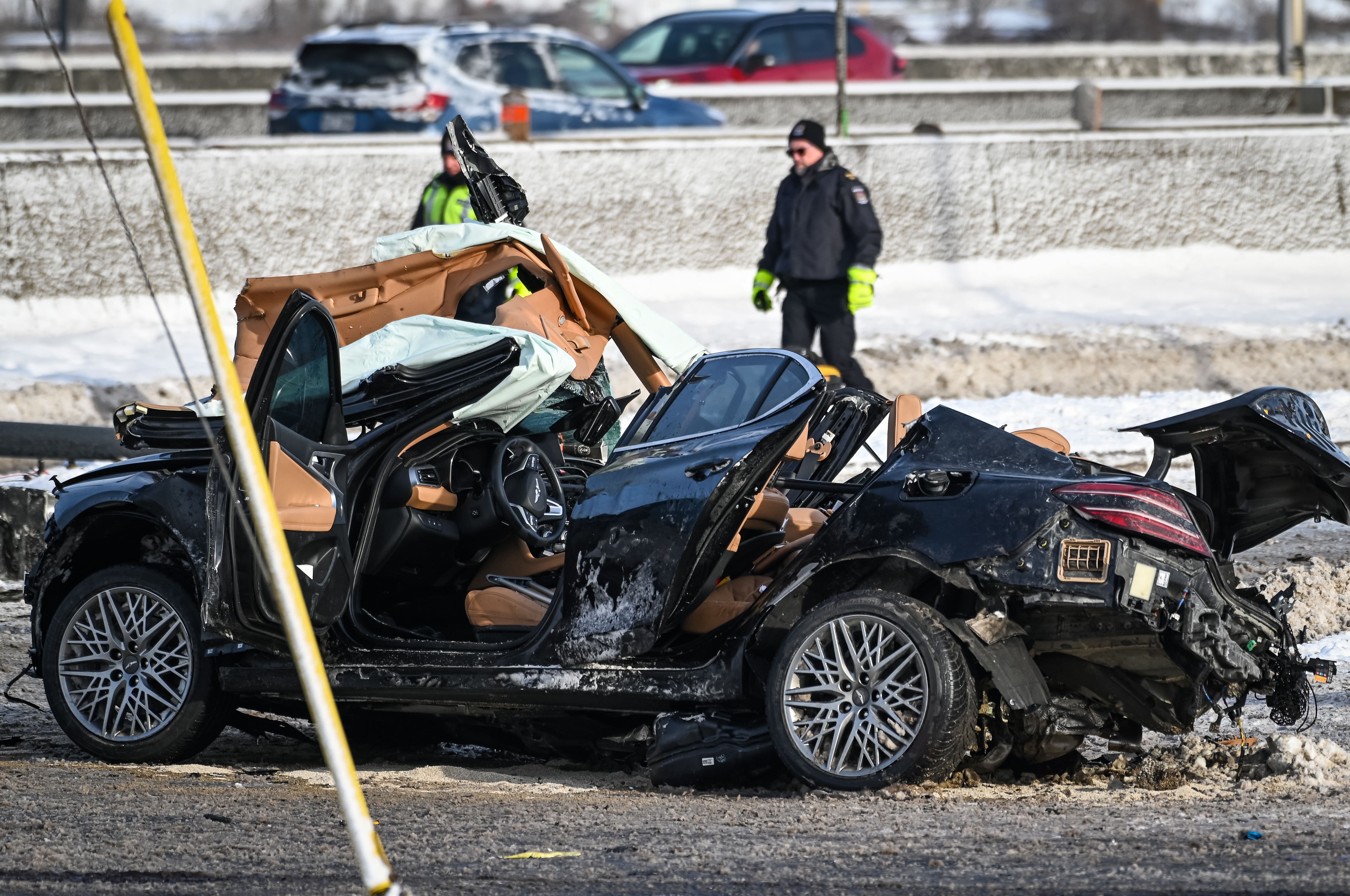 Le véhicule conduit par Kesly François après le violent accident de la route.