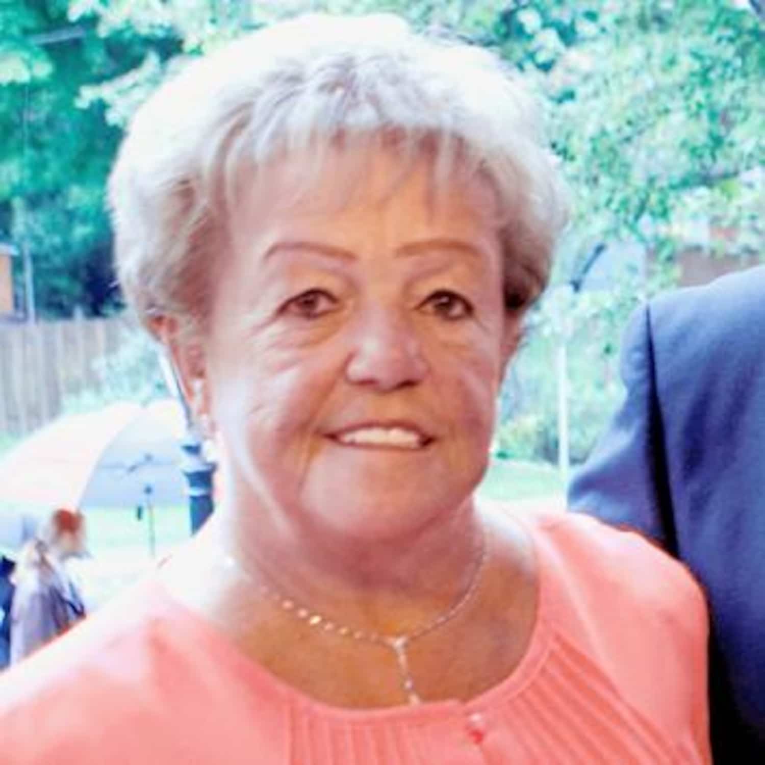 Louise Dumont Straße 1 Düsseldorf Kardiologie LAVOIE DUMONT, Louise | Le Journal de Montréal