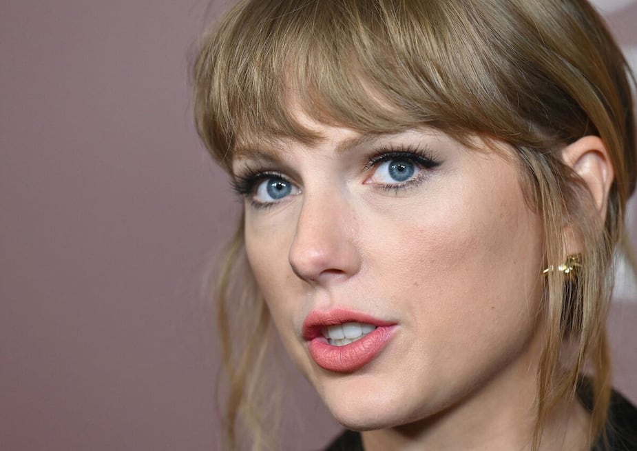 Image principale de l'article Taylor Swift est la championne de la pollution