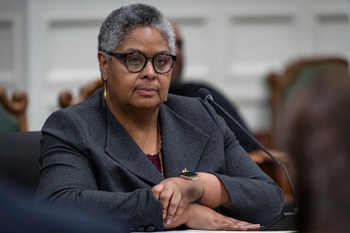 Des plats au resto &agrave; 158$ et 170$ factur&eacute;s aux contribuables par l&rsquo;ex-pr&eacute;sidente de l&rsquo;OCPM Dominique Ollivier