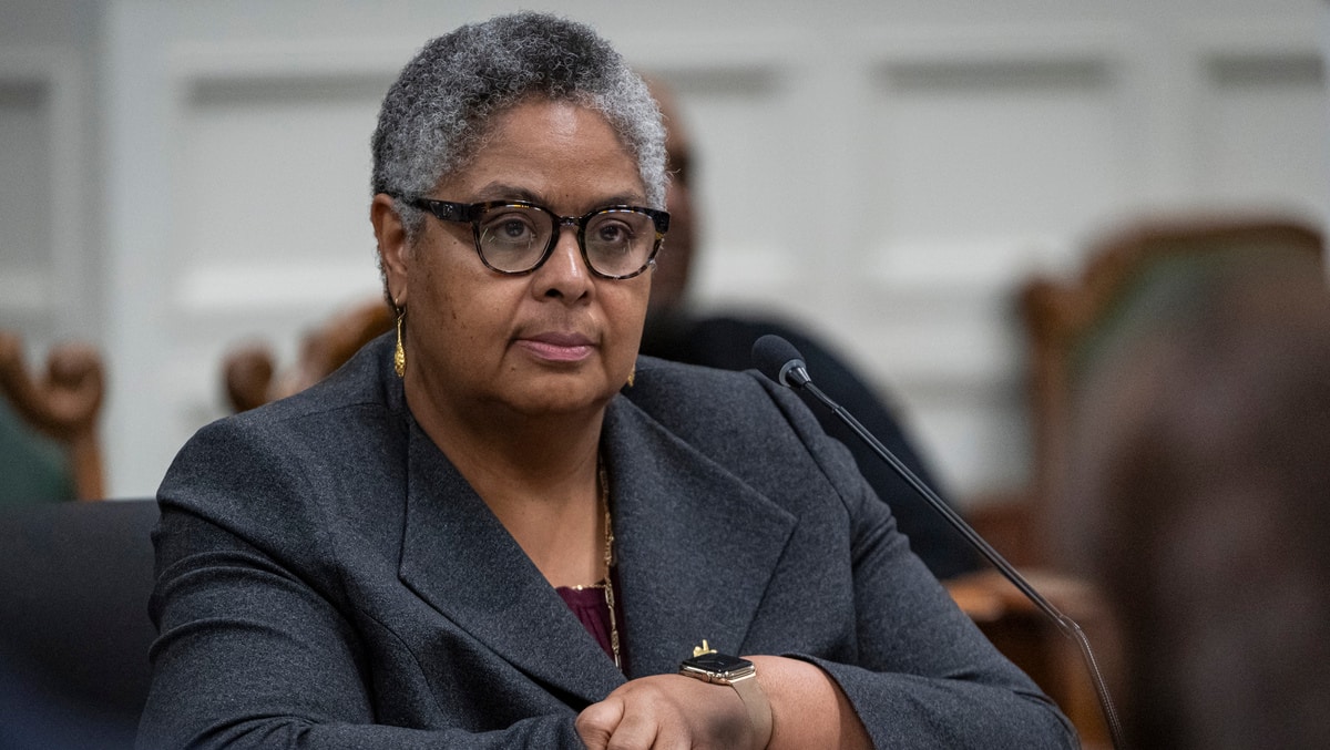 Des plats au resto à 158$ et 170$ facturés aux contribuables par l’ex-présidente de l’OCPM Dominique Ollivier