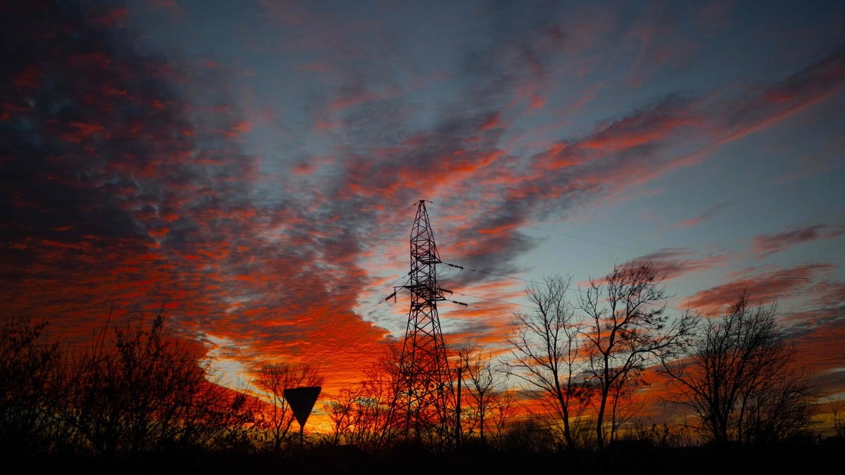 Russia reportedly destroyed a large power plant in Kherson Russia reportedly destroyed a large power plant in Kherson