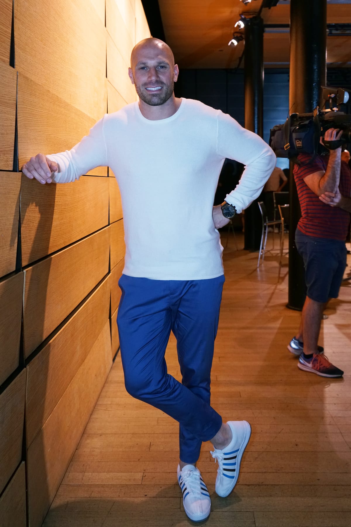 Il dévoile son imposant nouveau tatouage