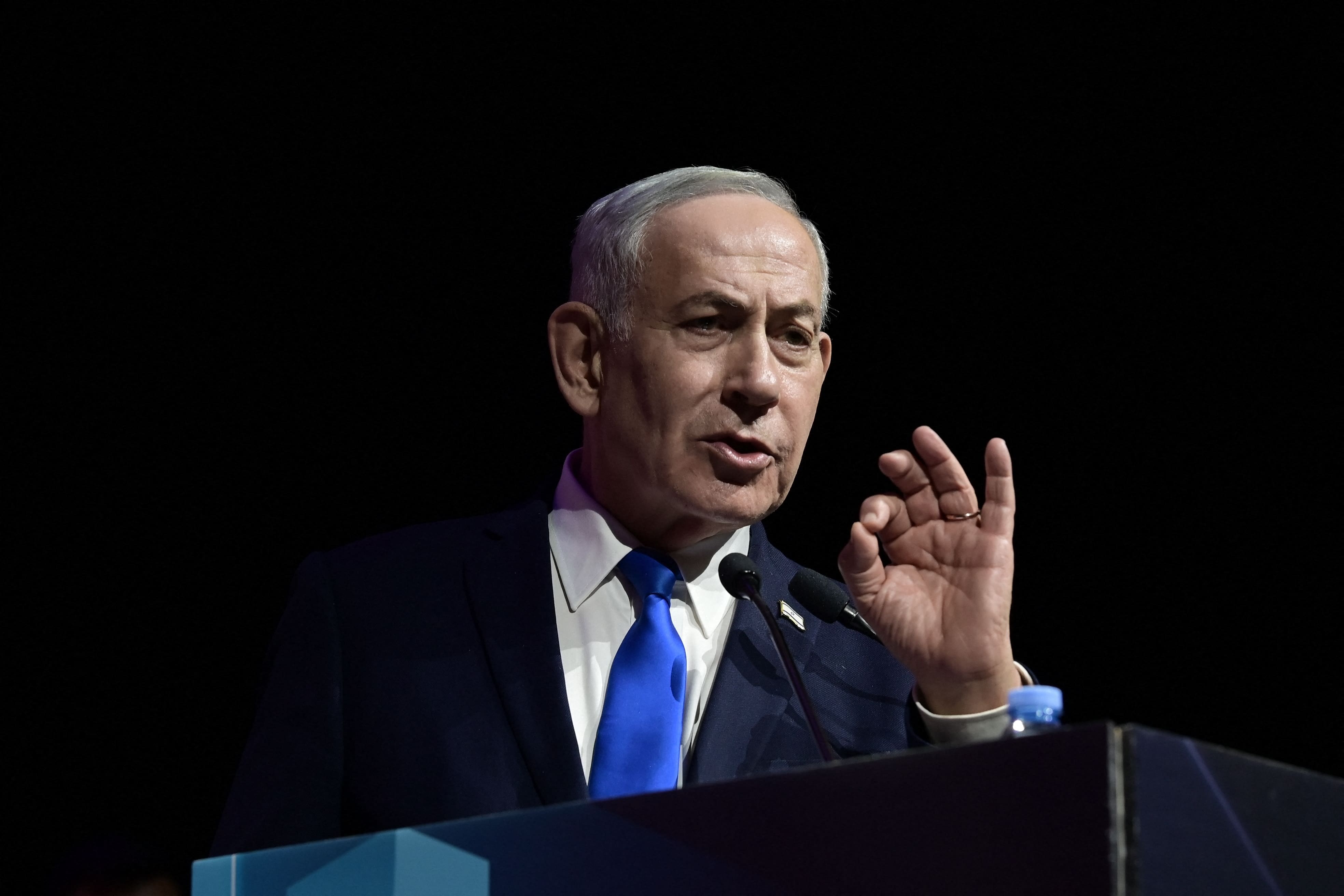 Meeting with Trump: Netanyahu is gambling on his political career… and his own freedom
