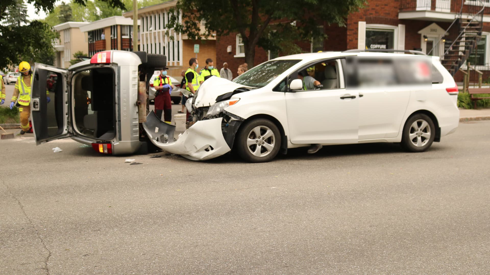 [PHOTOS] Collision impressionnante dans Limoilou TVA