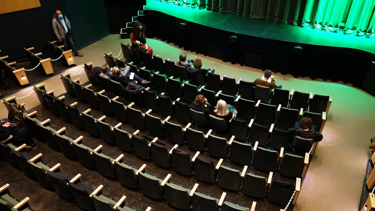 Fermeture des salles de spectacles: les artistes réclament la nouvelle prestation