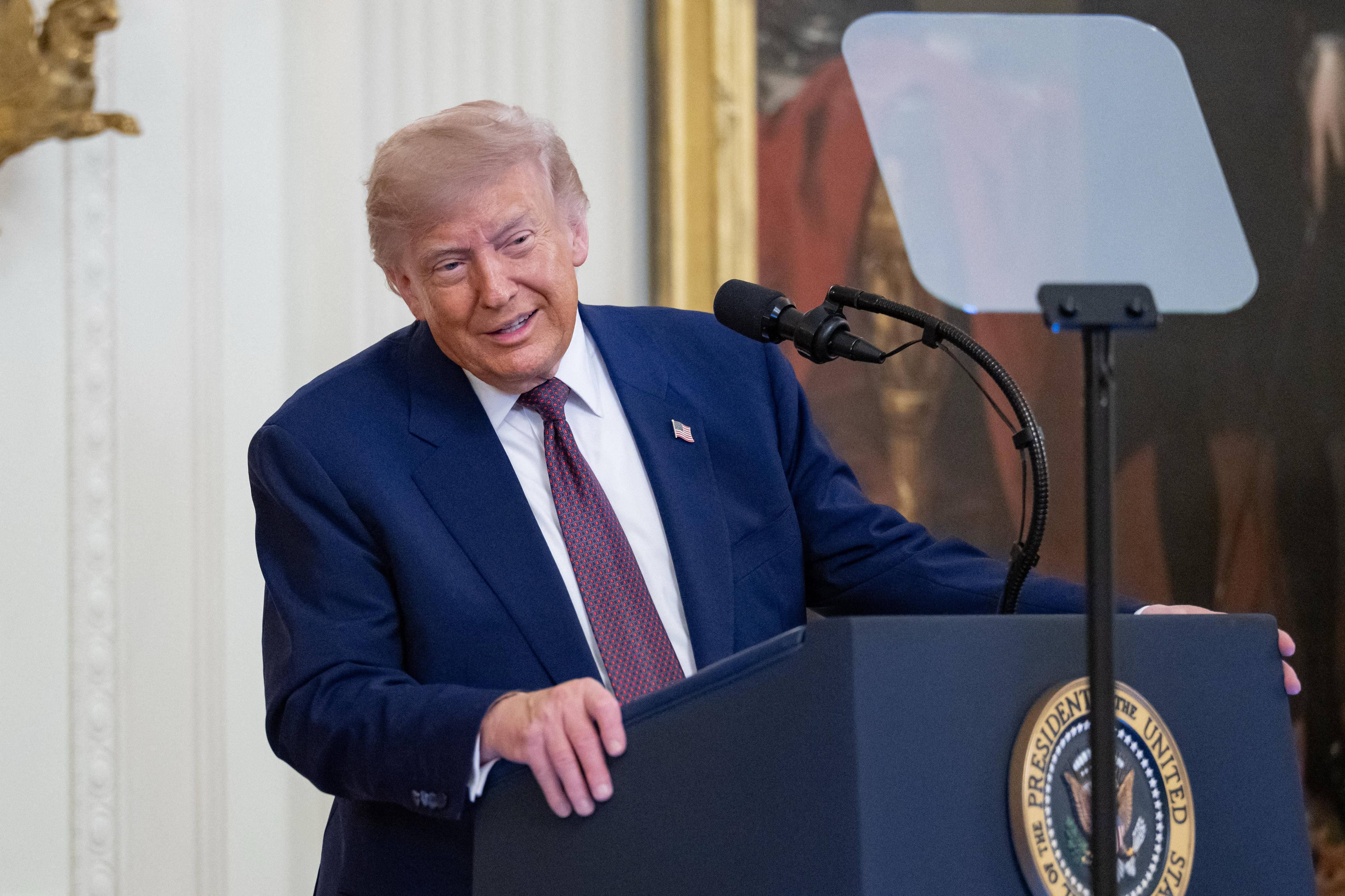 Conflit avec l’Iran: Trump affirme que ses pouvoirs sont «sans limites»