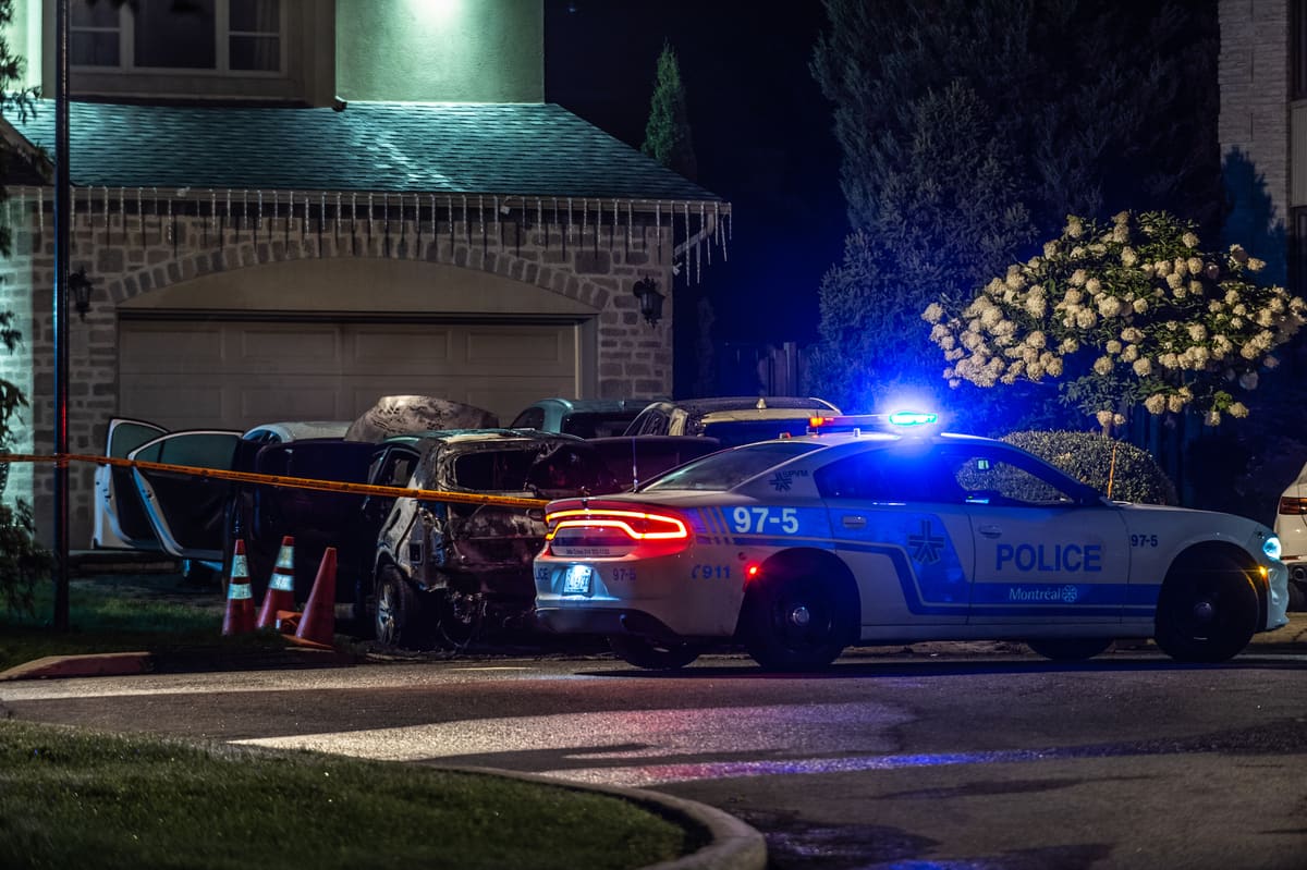 Montr&eacute;al: trois v&eacute;hicules ravag&eacute;s par un incendie criminel