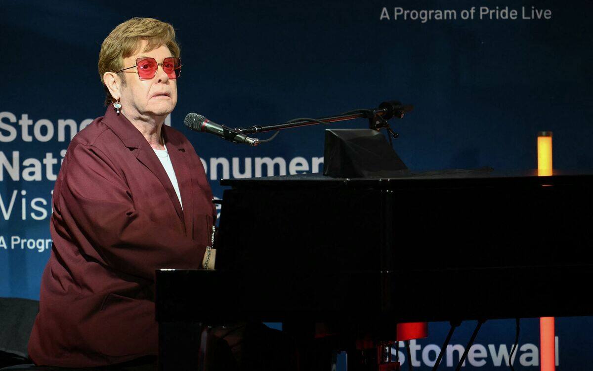 Elton John c&eacute;l&egrave;bre ses 34 ans de sobri&eacute;t&eacute;