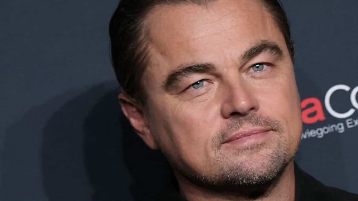 Leonardo DiCaprio rend hommage au regretté designer Giorgio Armani