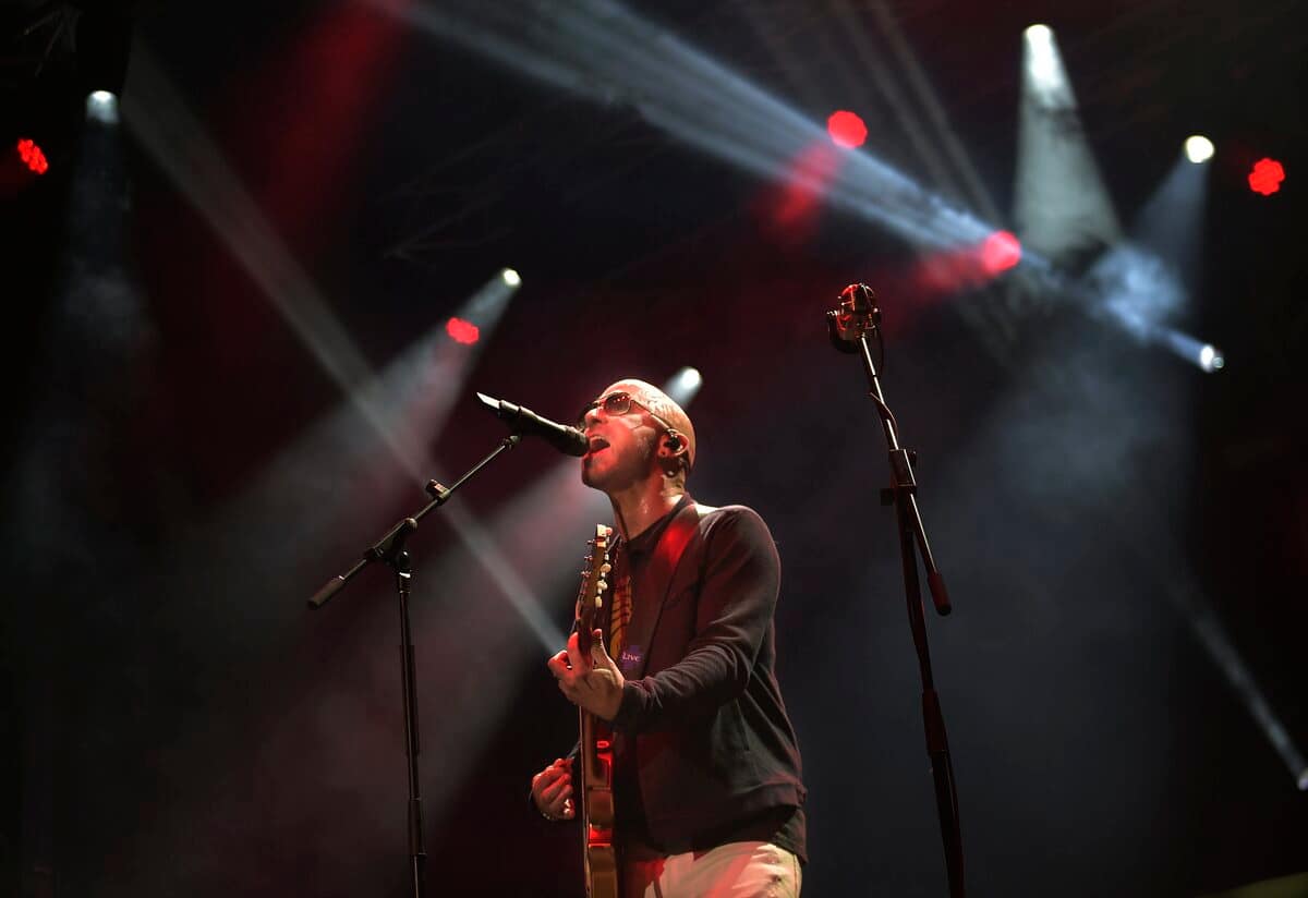 Tournée canadienne: le groupe +Live+ à Laval et Québec en mars 2026 | JDM