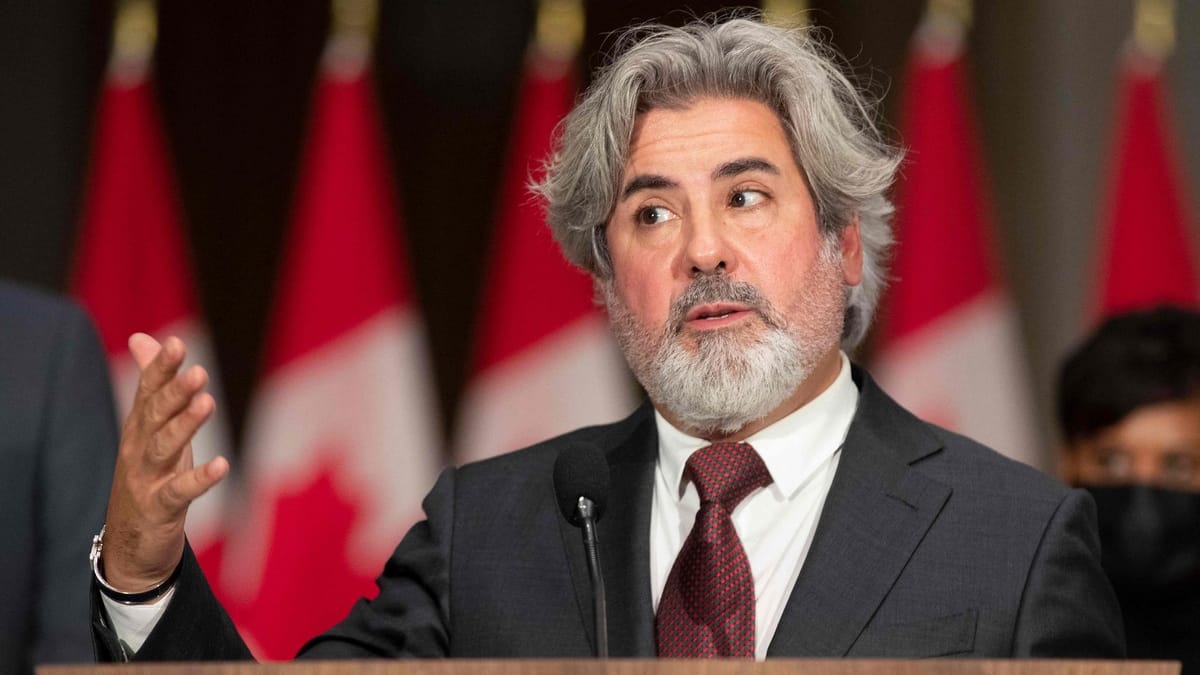 Immigration : Legault «met des mots dans la bouche» du ministre fédéral, s’indigne Rodriguez