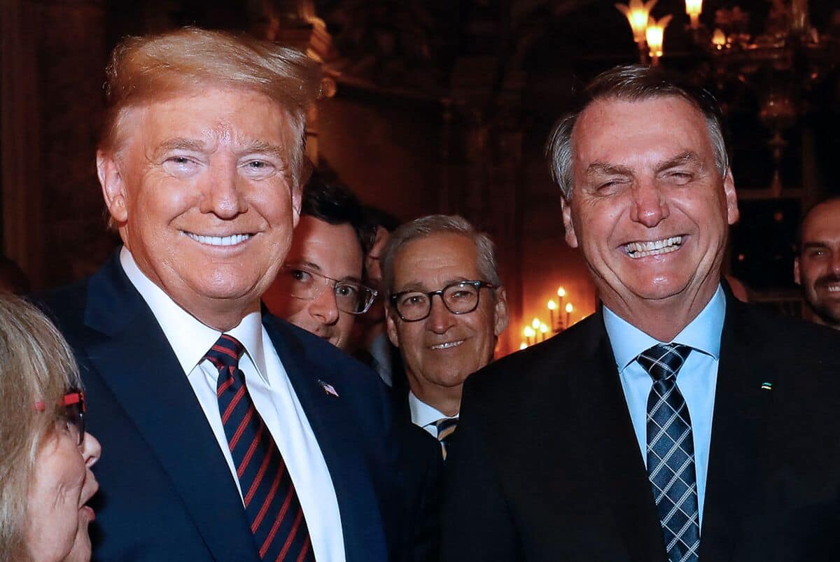 Br&eacute;sil: la justice interdit la visite d'un conseiller de Trump &agrave; Bolsonaro