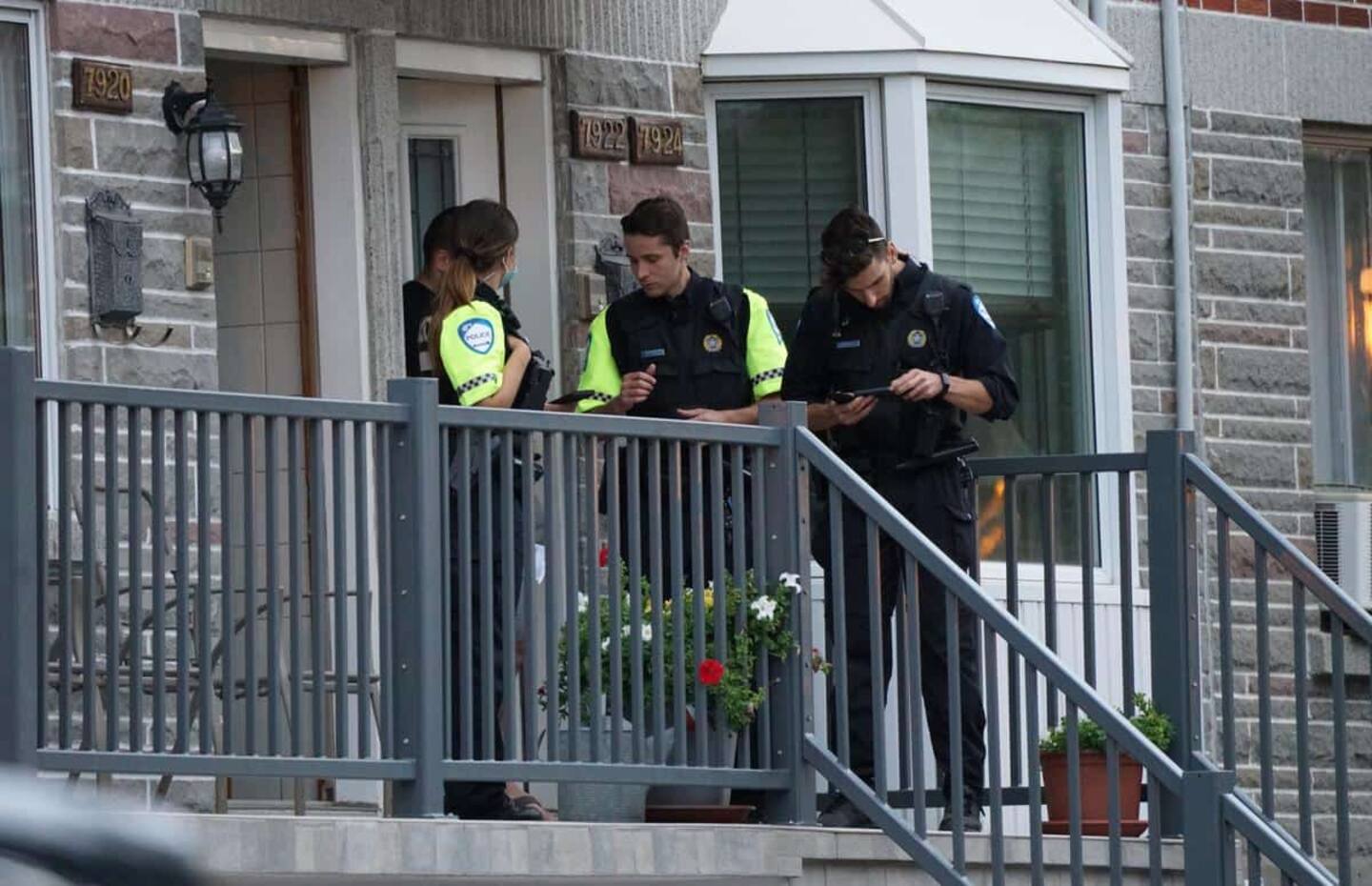 Montréal: des impacts de balle retrouvés sur la porte d’une résidence