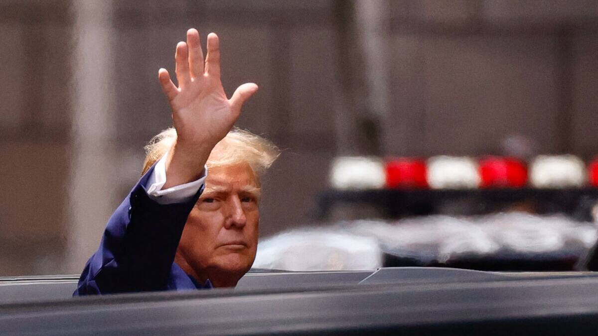 La justice de l'État de Géorgie suspend la procédure pénale contre Trump