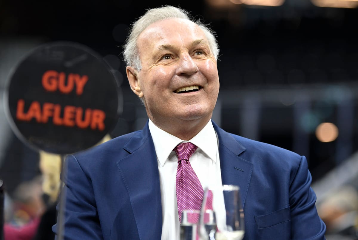 Guy Lafleur expos&eacute; en chapelle ardente au Centre Bell