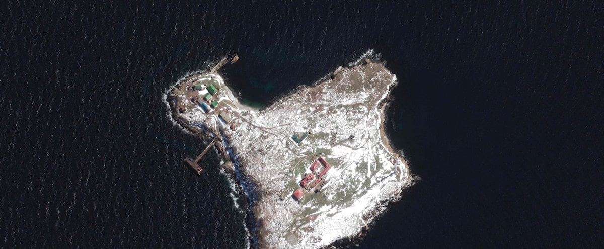 The Russians strengthened their hold on Snake Island The Russians strengthened their hold on Snake Island