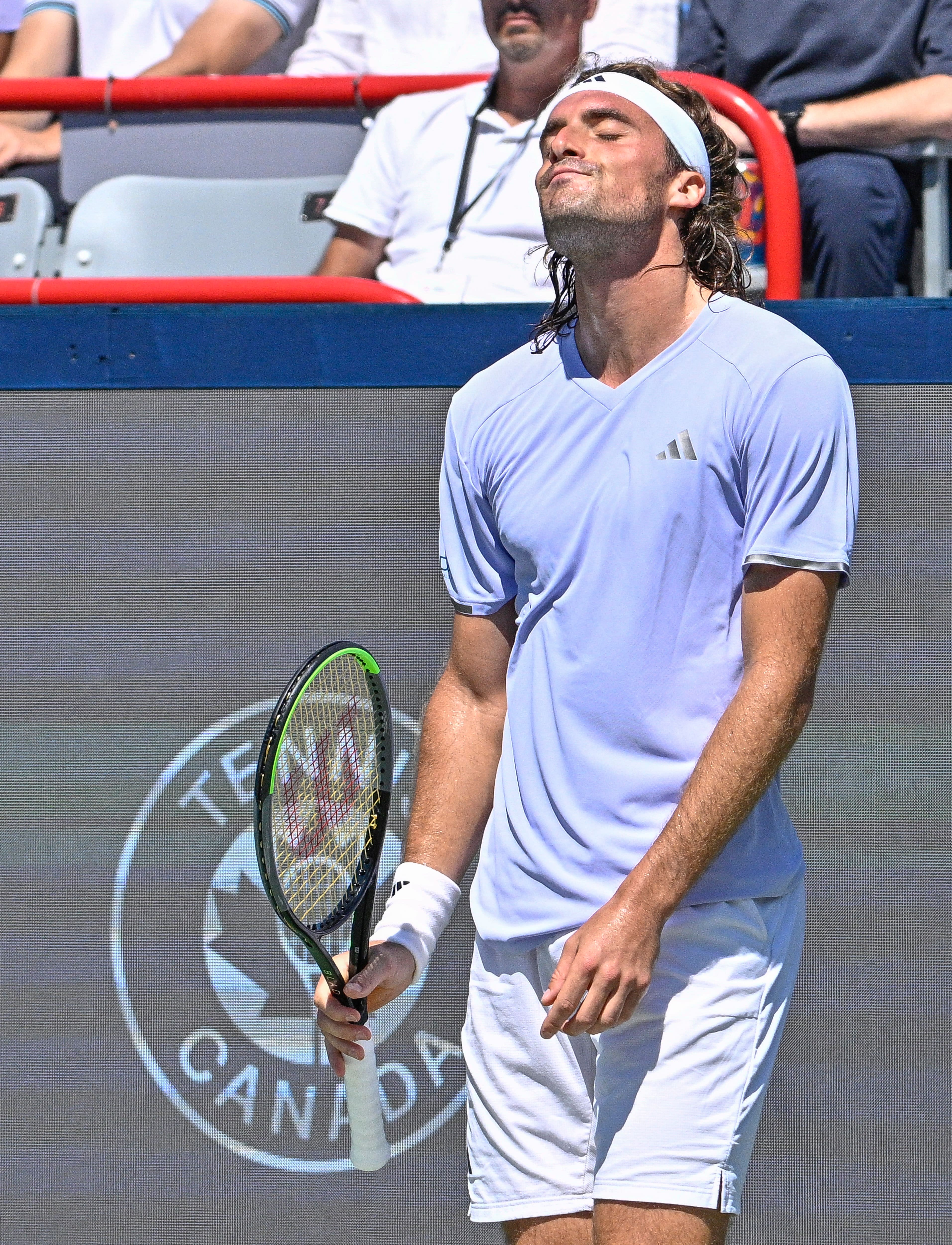 Omnium Banque Nationale: Stefanos Tsitsipas se plaint du court central en plein match