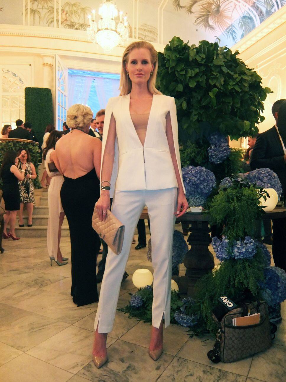 L'épouse du gardien de but Jonathan Bernier épiée par Pascal Desgagnés | TVA Nouvelles