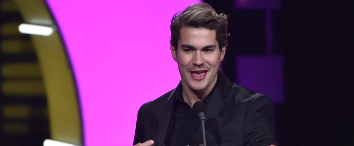 Télécharger gratuitement Images Jusqu Ici Tout Va Bien Julien Lacroix Fait Courir Les Foules Jdm actualisé par