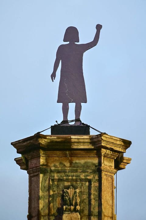 Mexico to destroy all traces of Columbus