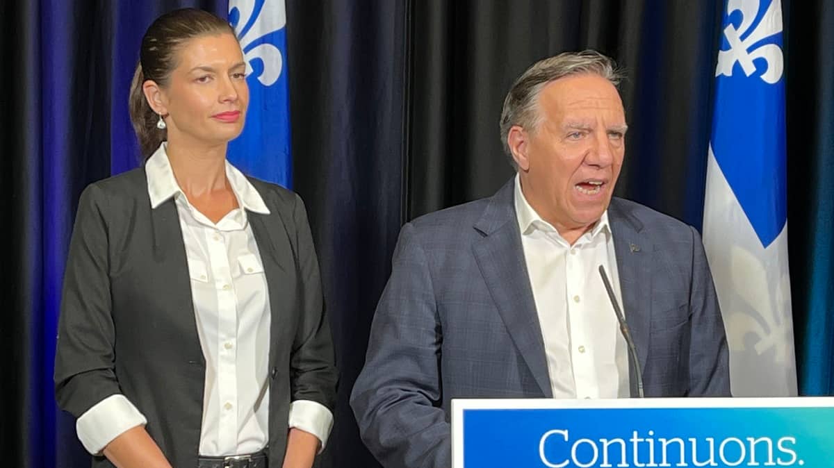 Geneviève Guilbault attendra à jeudi pour réagir au rapport de CDPQ Infra avec François Legault