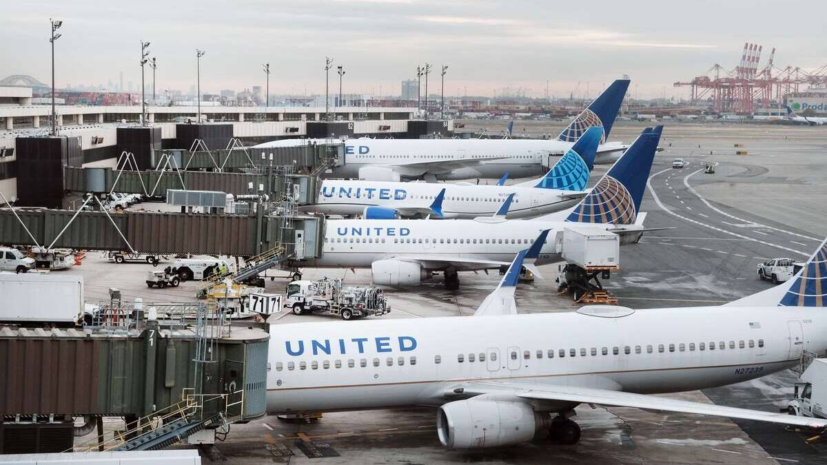 Vols annulés: United Airlines offre de tripler les salaires des pilotes