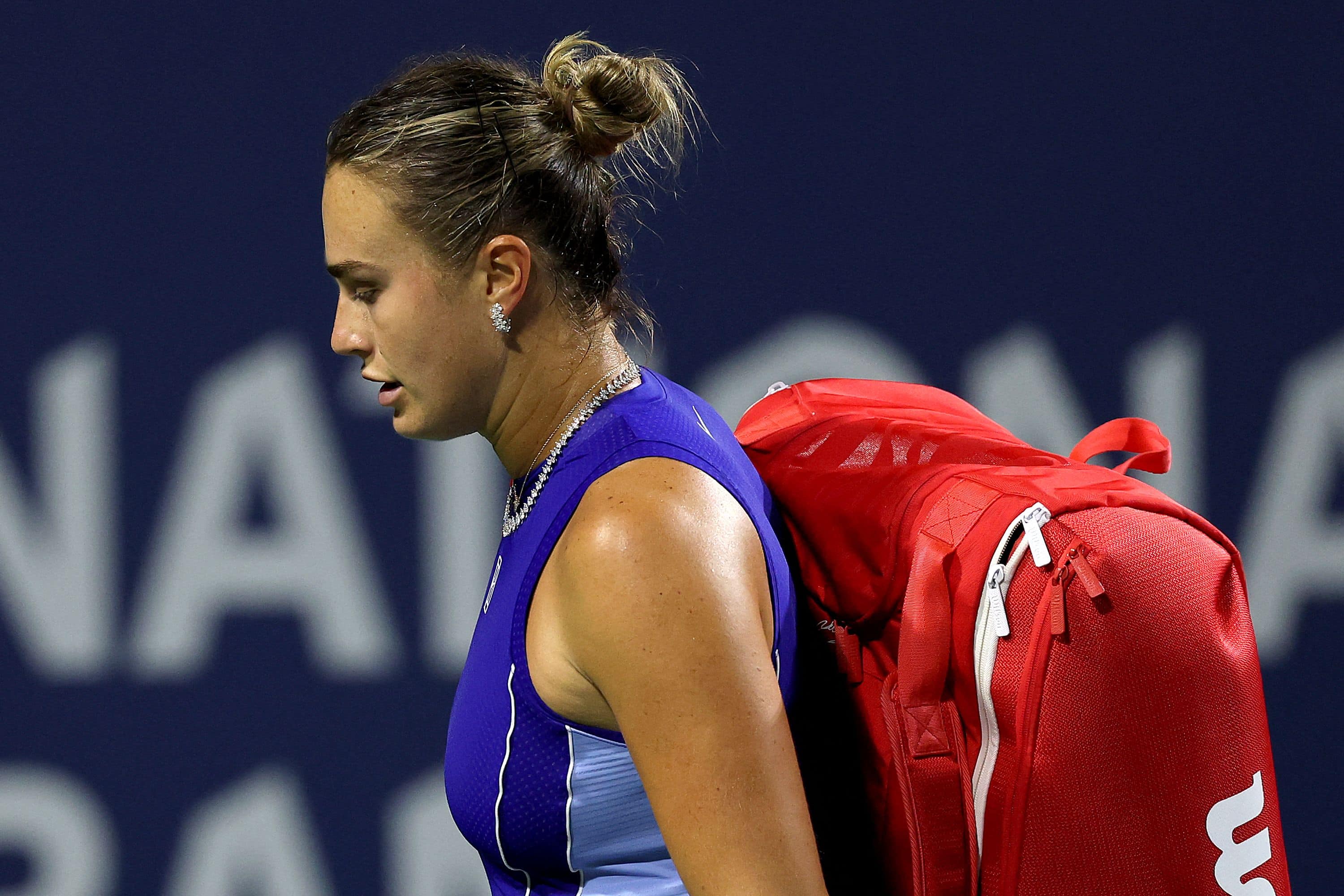 OBN: Sabalenka prend la porte en huitièmes de finale