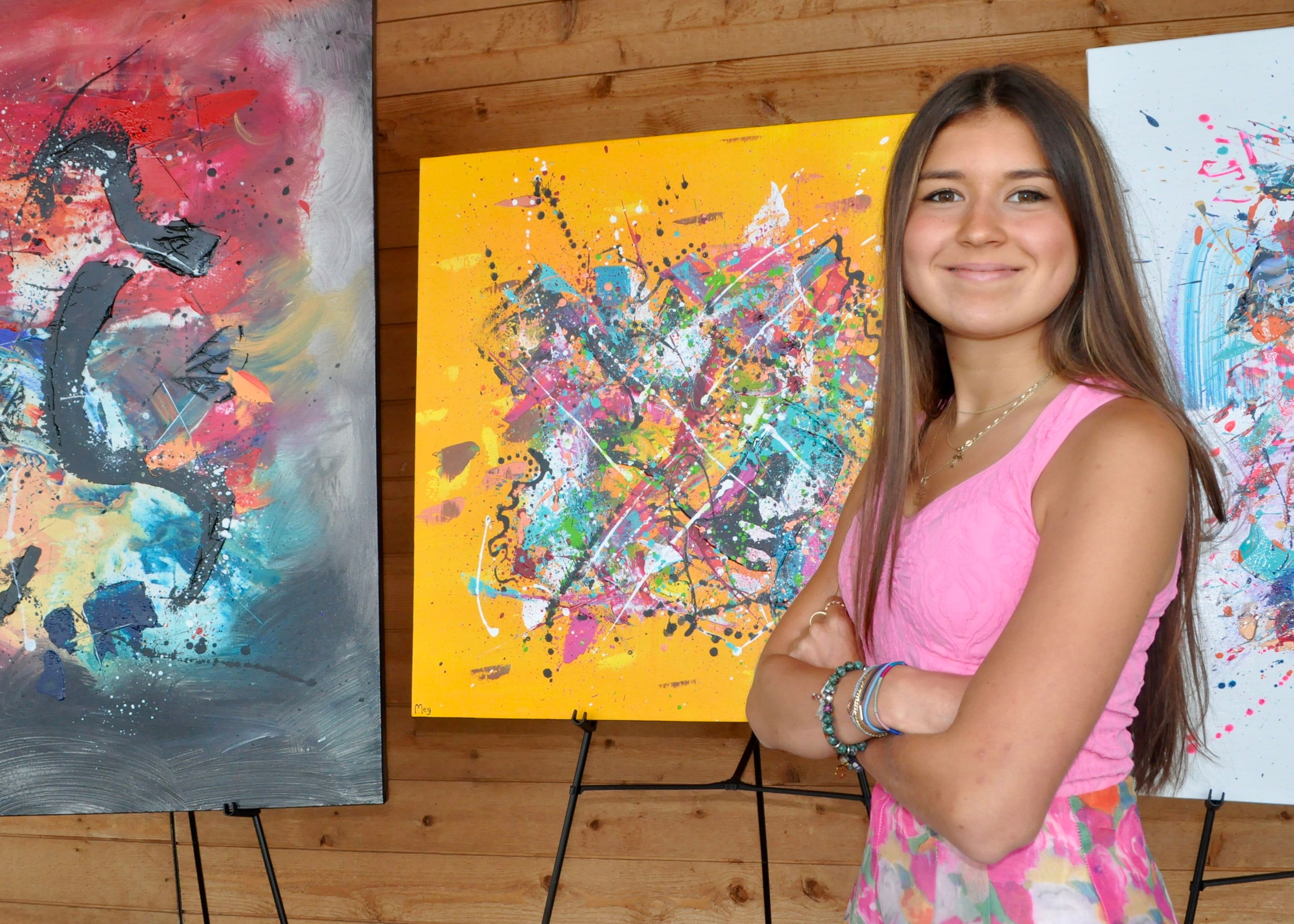 Une première en Europe pour cette jeune peintre surdouée de Stoneham : Mégane Fortin exposera à Monaco cet automne