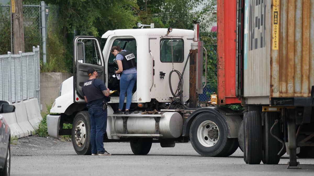 Vol de voitures: 11 perquisitions mènent à la saisie de 28 véhicules