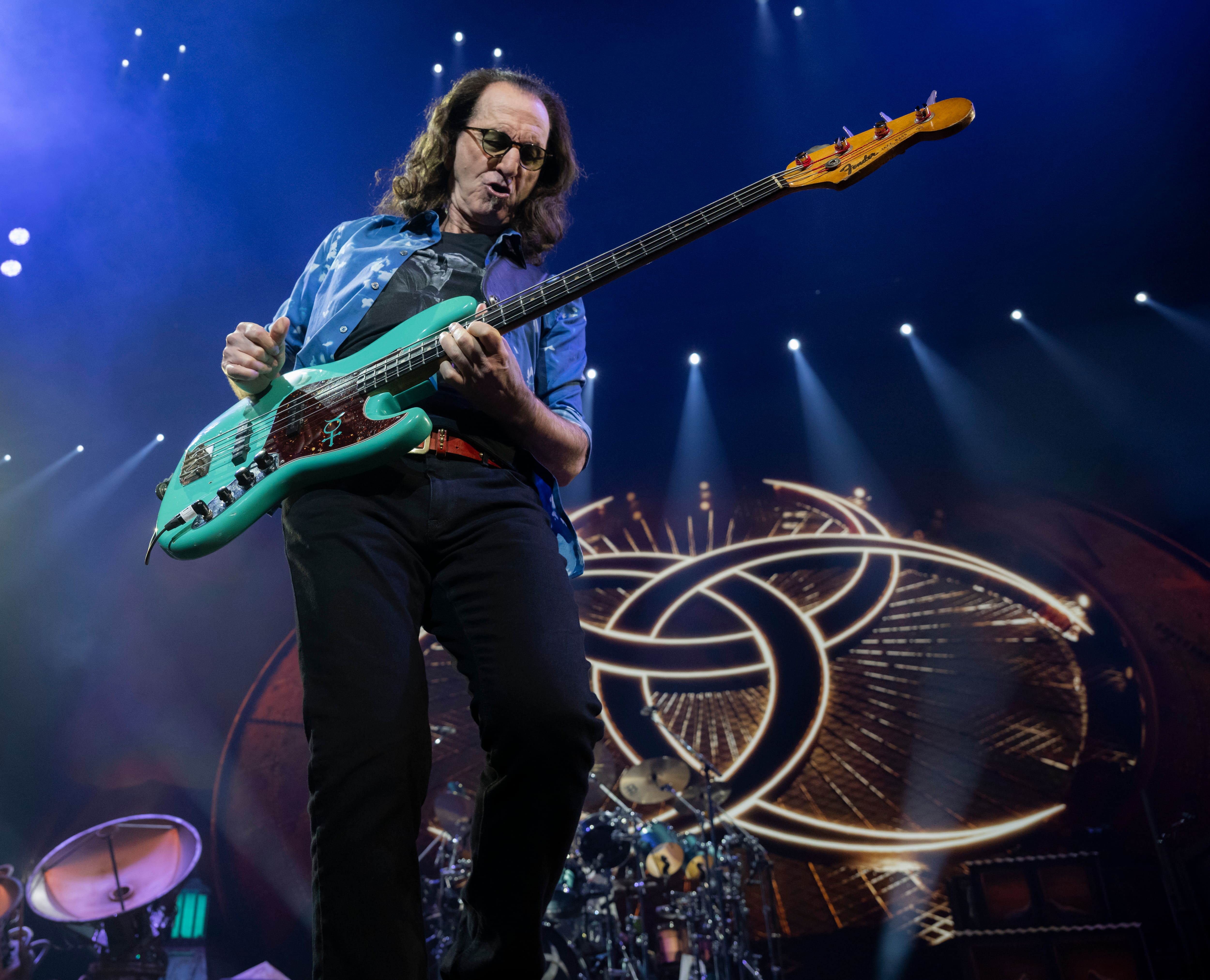 «Ce soir, c’est un hommage à Neil!»: émouvantes retrouvailles entre Rush et les fans québécois au Centre Bell