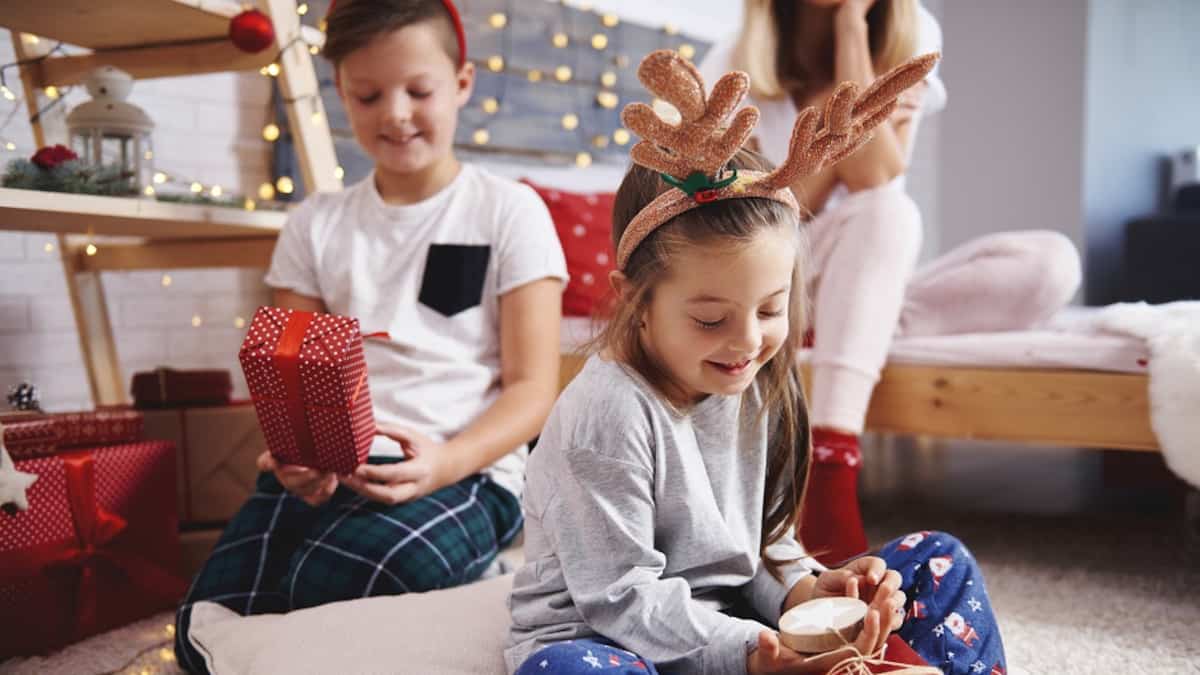 Achats des fêtes: les Canadiens dépenseront plus, mais mieux