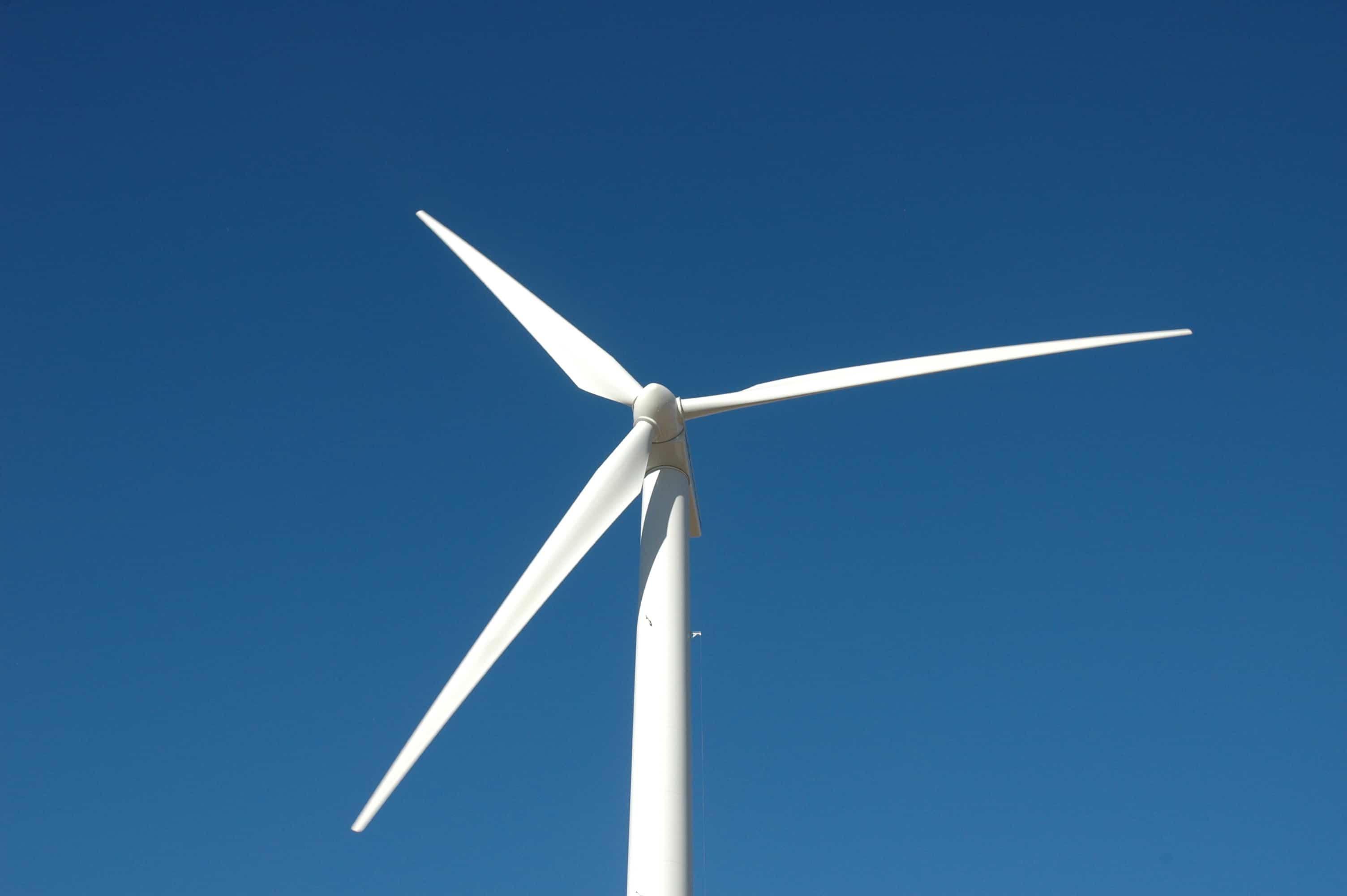 De gros projets &eacute;oliens et renouvelables accord&eacute;s &agrave; Hydro-Qu&eacute;bec