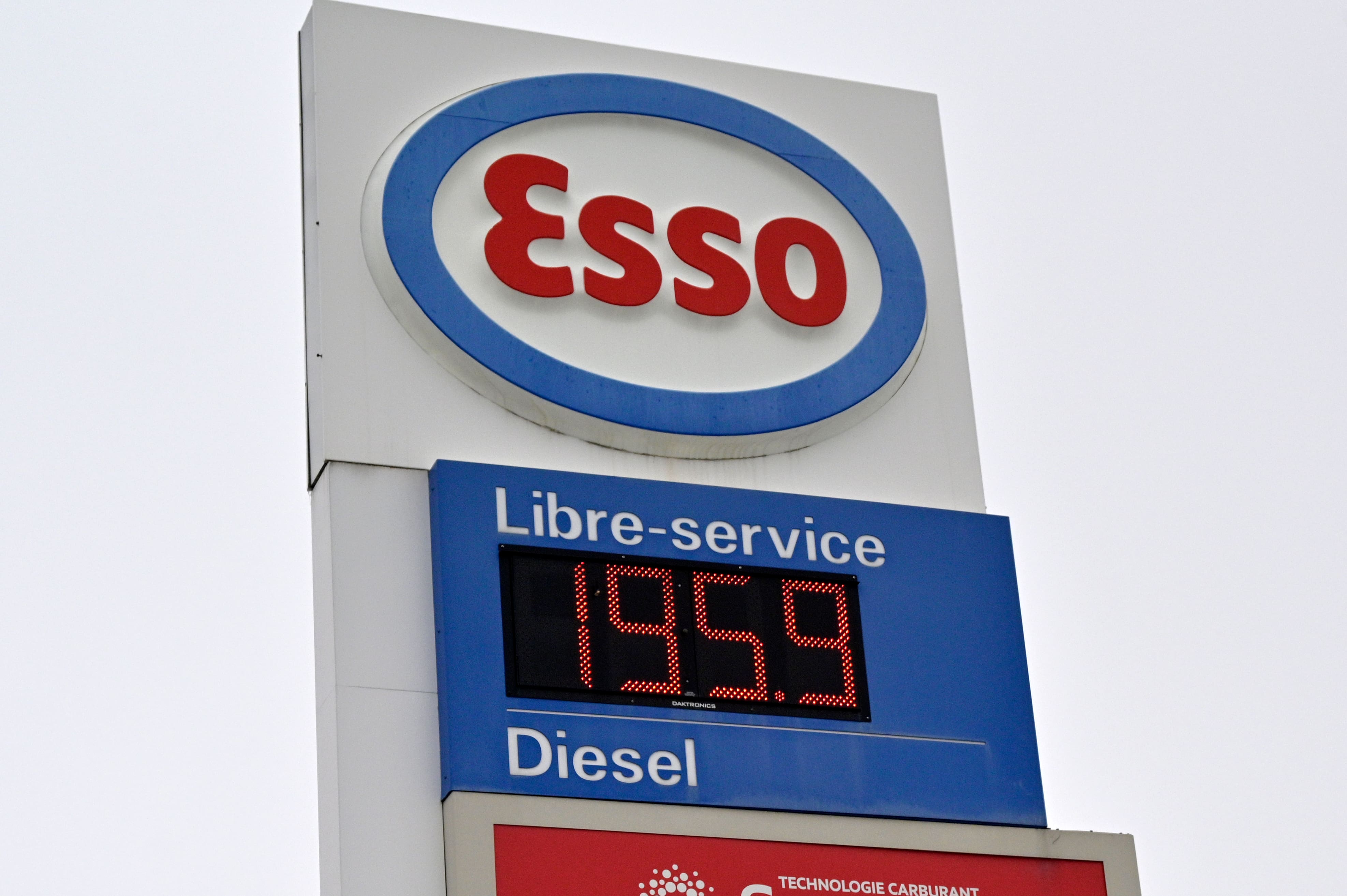 Le prix de l'essence pr&egrave;s des 2$ &agrave; Montr&eacute;al