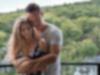 Il souligne la fête de son amoureuse avec émotion