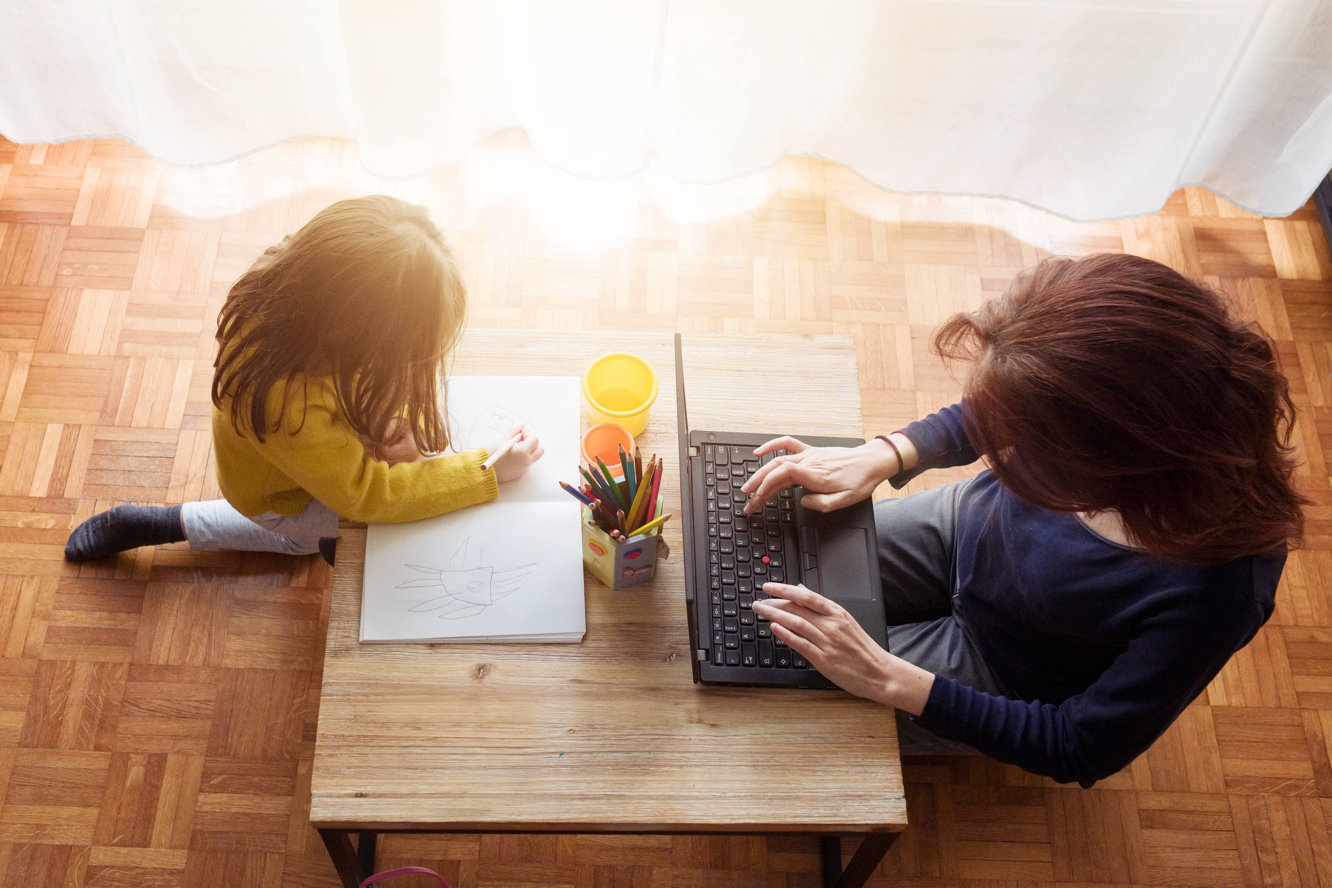 &laquo;C&rsquo;est ridicule&raquo;: sa s&oelig;ur lui envoie une facture pour avoir gard&eacute; sa fille