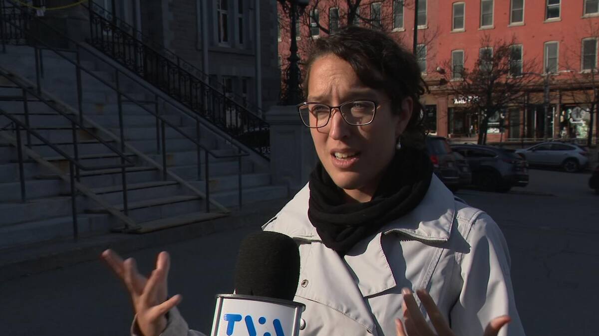 Évelyne Beaudin a été bien accueillie à la mairie de Sherbrooke