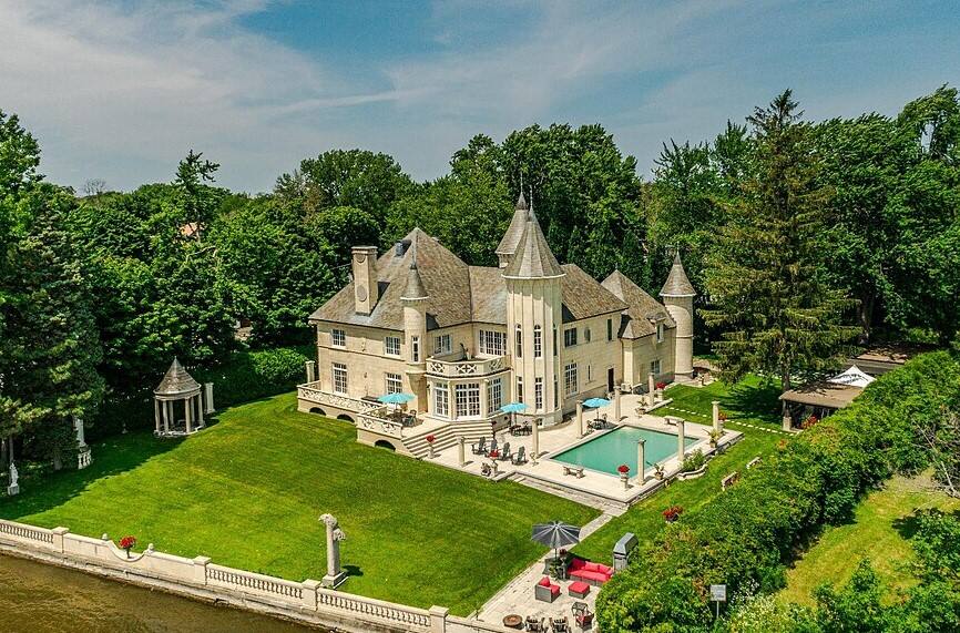 IN PICTURES A 19 million castle for sale in Dorval Archyde