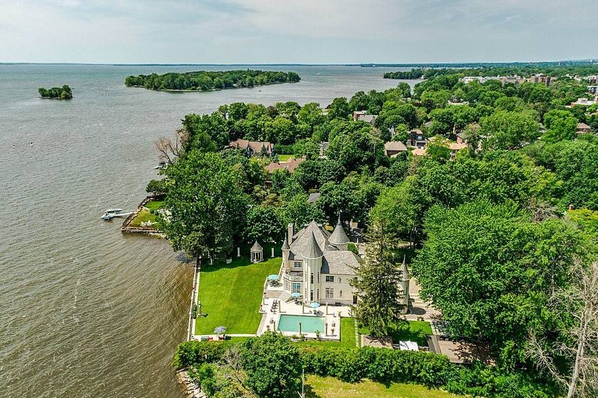 IN PICTURES A 19 million castle for sale in Dorval Archyde