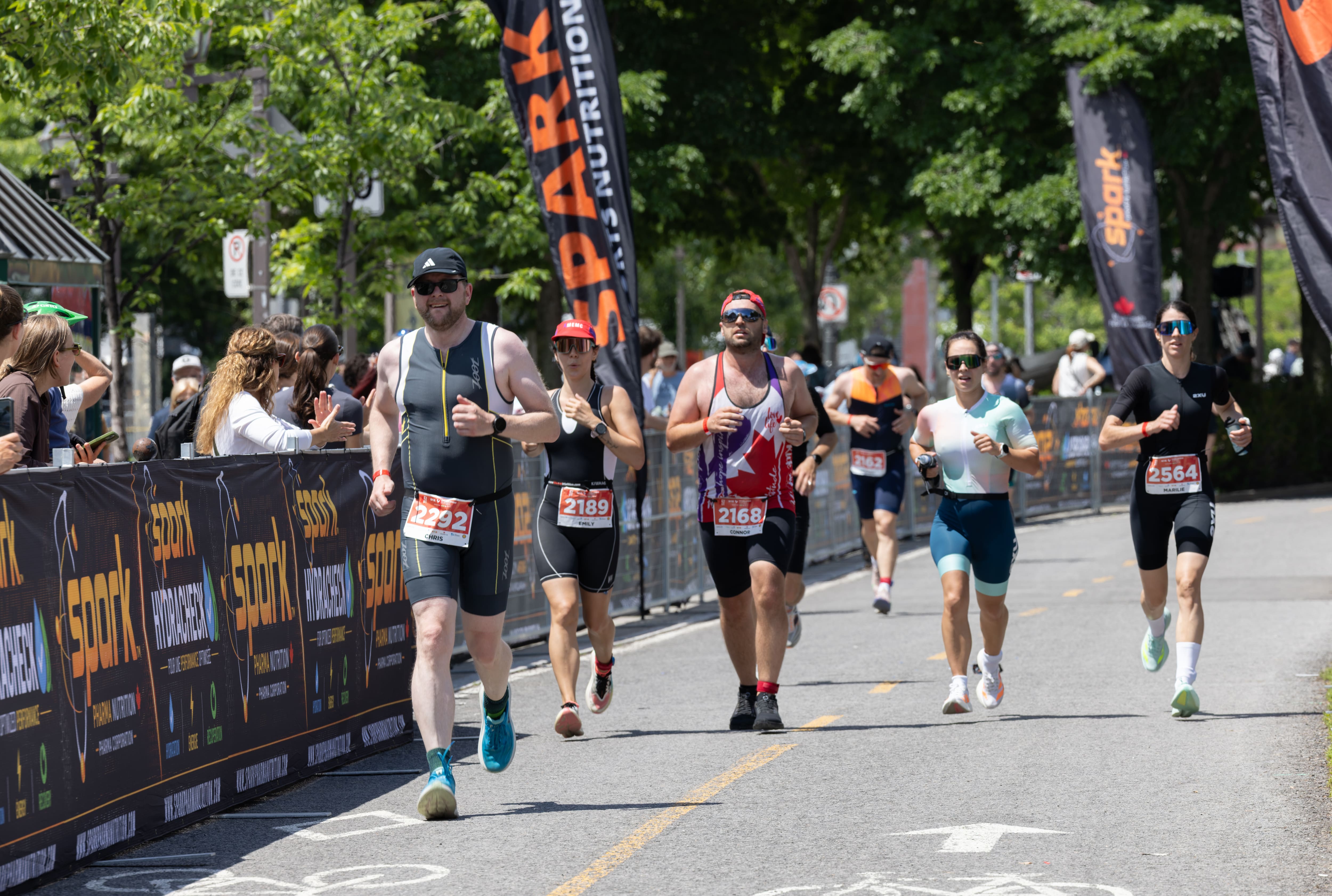 Triathlon Challenge Cap Québec: il complète son premier triathlon à 80 ans