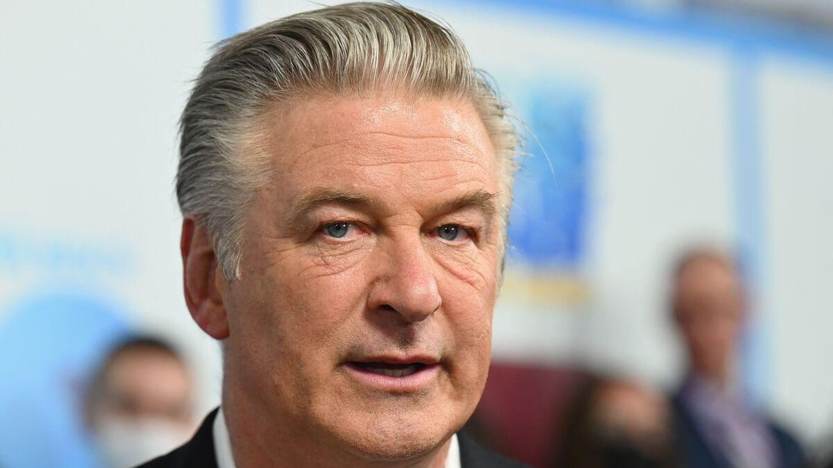 Alec Baldwin s'entraînait à dégainer son arme lors du tir fatal sur un tournage