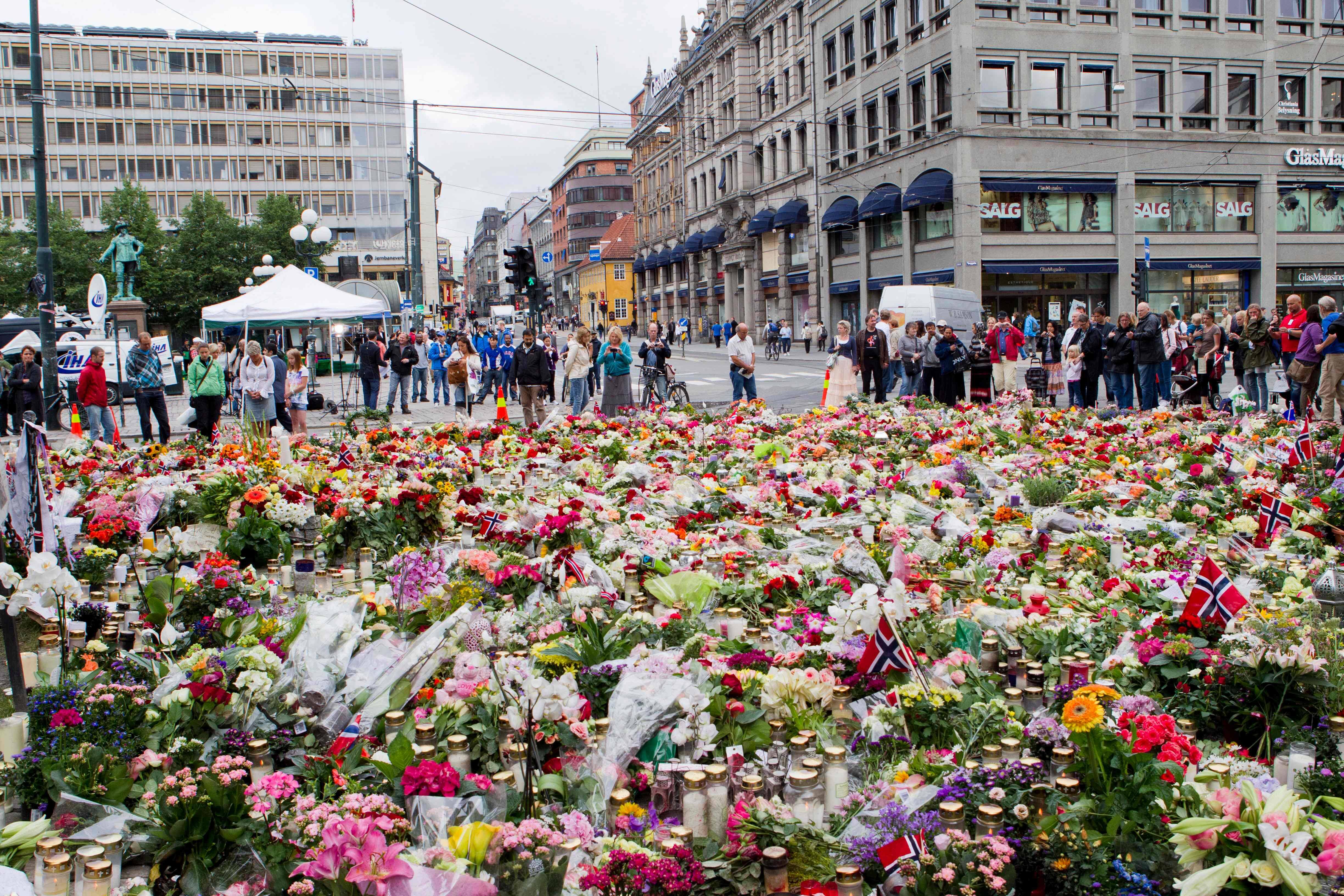 Il y a 10 ans, le massacre d'Utoya | TVA Nouvelles