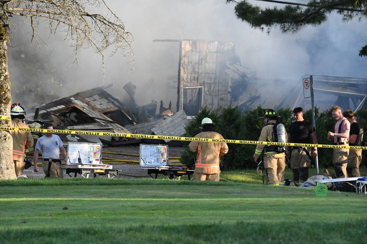 [PHOTOS]  Incendio en el club de golf Alpin de Sainte-Brigitte-de-Laval: “Los clientes no verán ningún impacto”