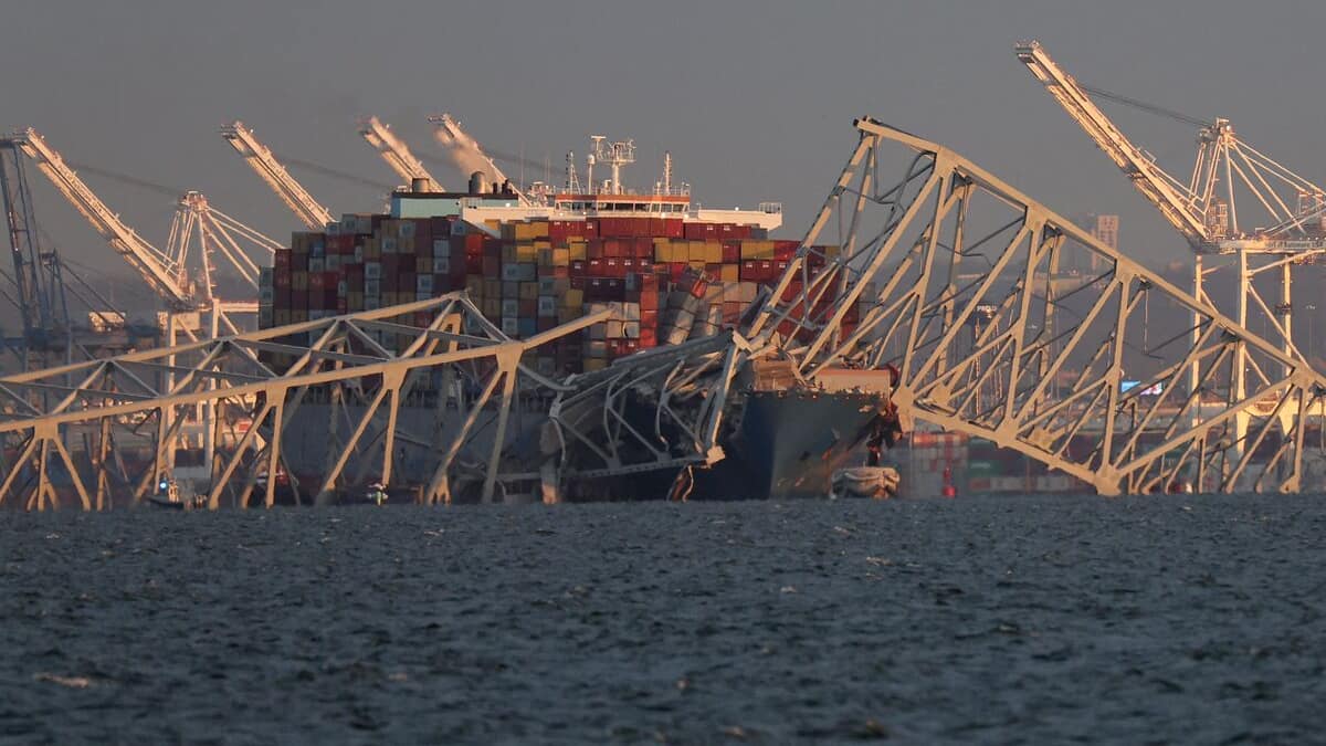 Pont effondré à Baltimore: le bateau aurait perdu le courant deux fois avant la collision, selon un rapport